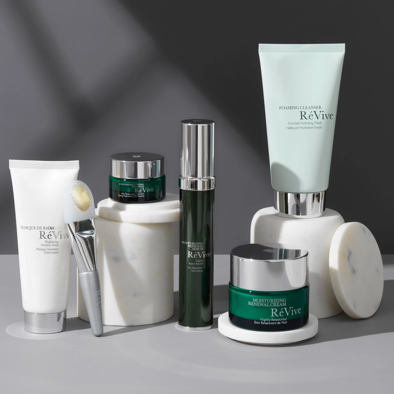 Foaming Cleanser Enriched Hydrating Wash 4 Foaming Cleanser Enriched Hydrating Wash - Image 4